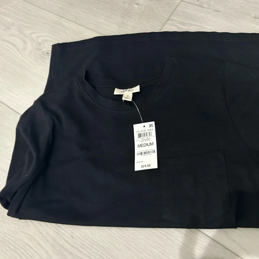 NWT Style & Co Women’s Black Tshirt - Picture 4 of 4
